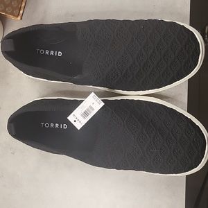 Torrid black size 9W shoes. NWT.